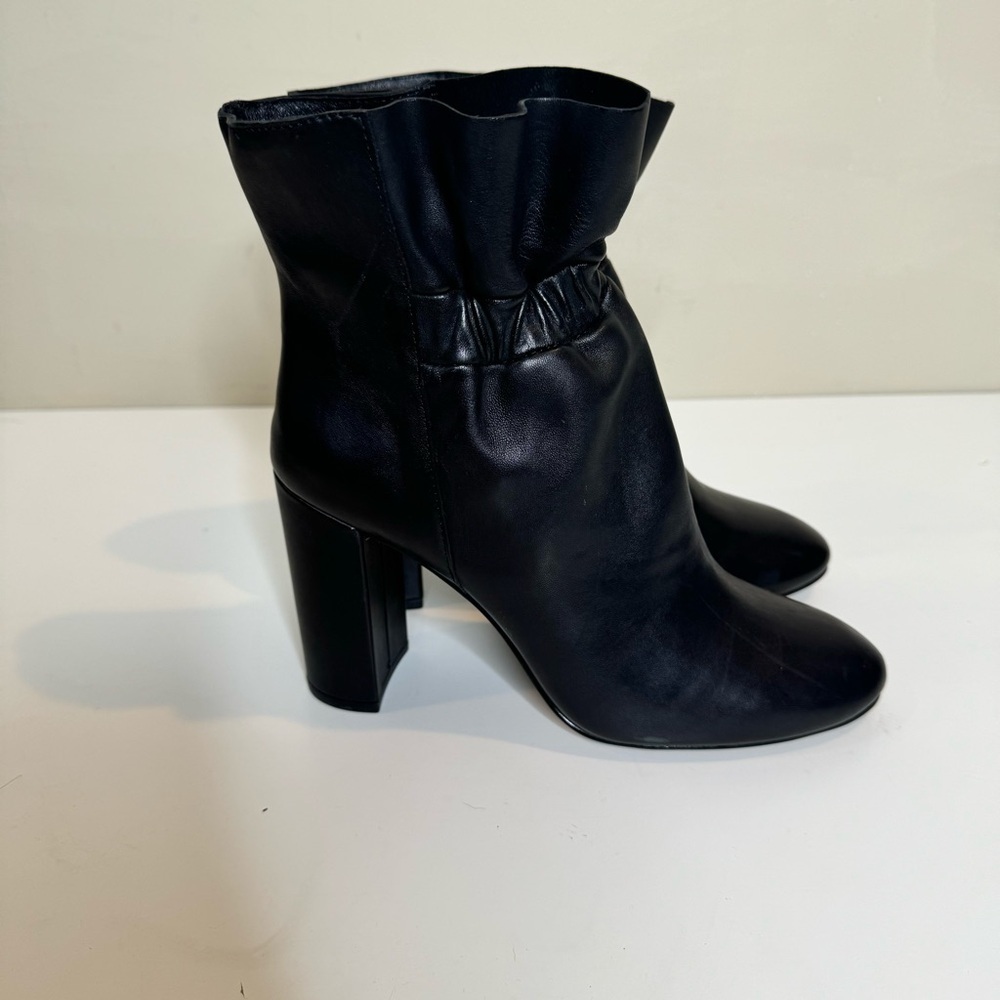 Botkier New York Rylie Leather Booties black leather size 8.5